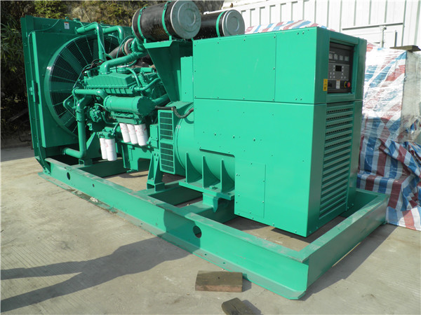 河北发电车出租-柴油发电机组在使用的过程中应该做好哪些防护工作
